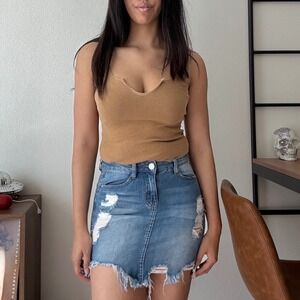 Refuge Womens Distressed Denim Mini Skirt Medium Wash Frayed Hem XS RN88083